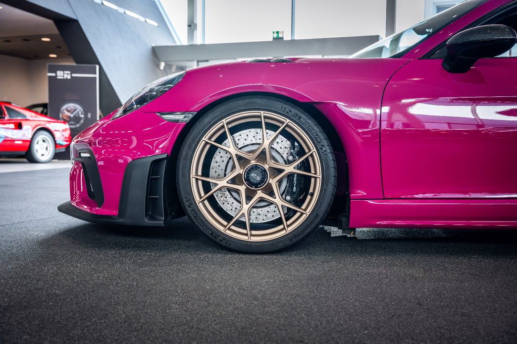 Porsche Cayman 2022