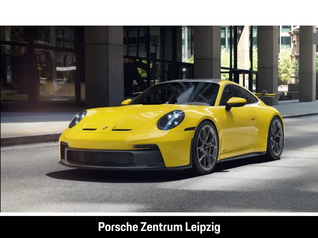 Porsche 992 2023