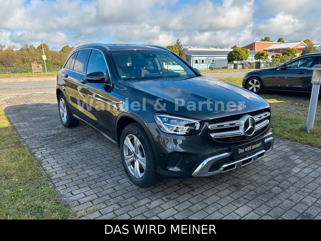 Mercedes-Benz GLC 300 2022