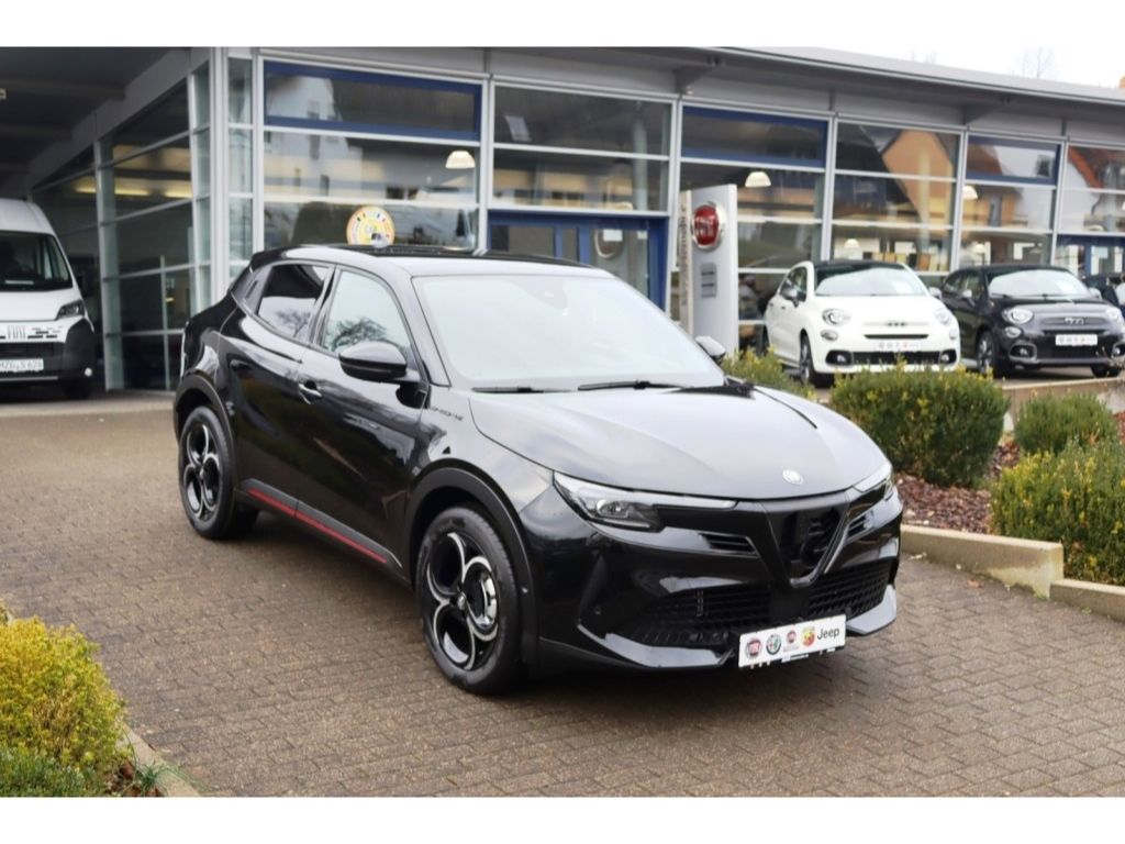Alfa Romeo Junior 2025