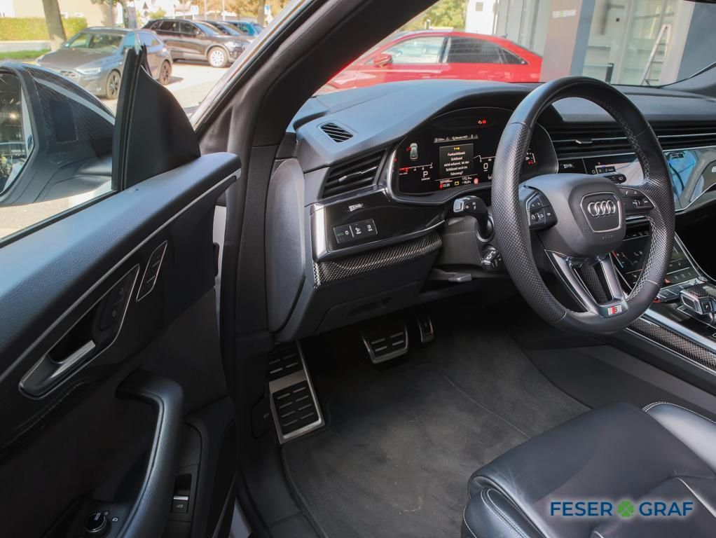 Audi SQ8 2022