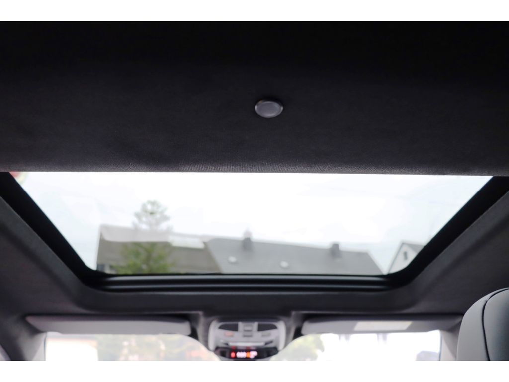 Alfa Romeo Junior 2025