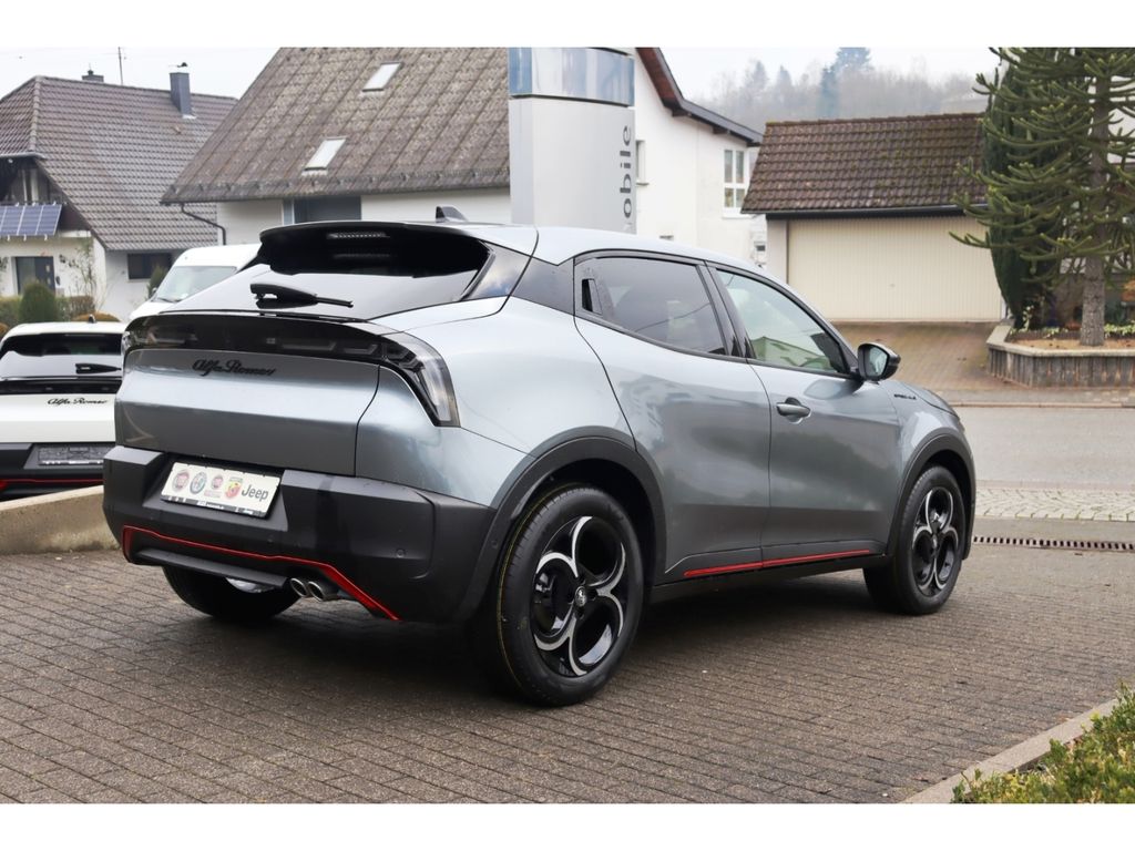 Alfa Romeo Junior 2025