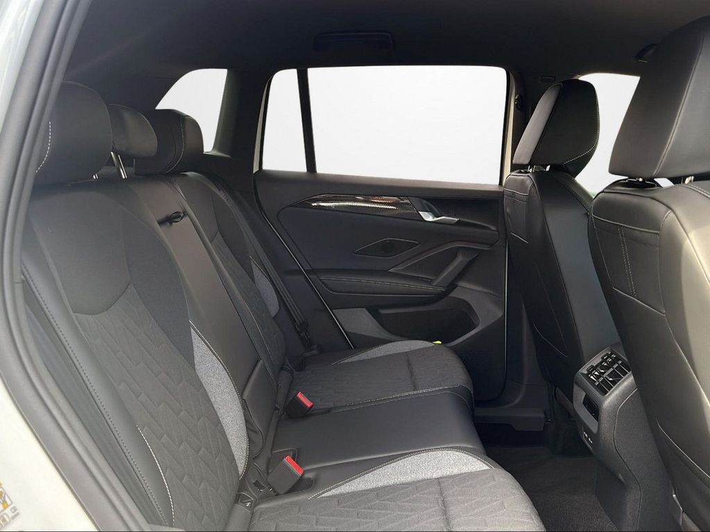 Volkswagen Tiguan 2025