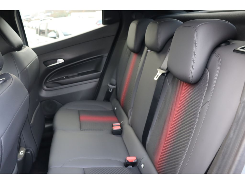 Alfa Romeo Junior 2025