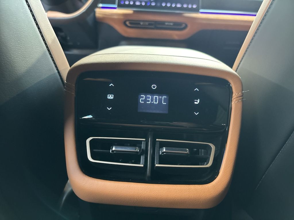 Mazda 6e
