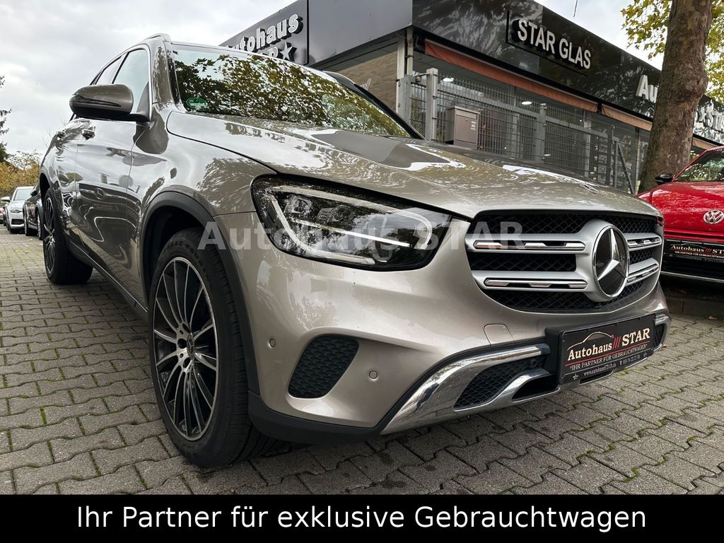 Mercedes-Benz GLC 400 2022