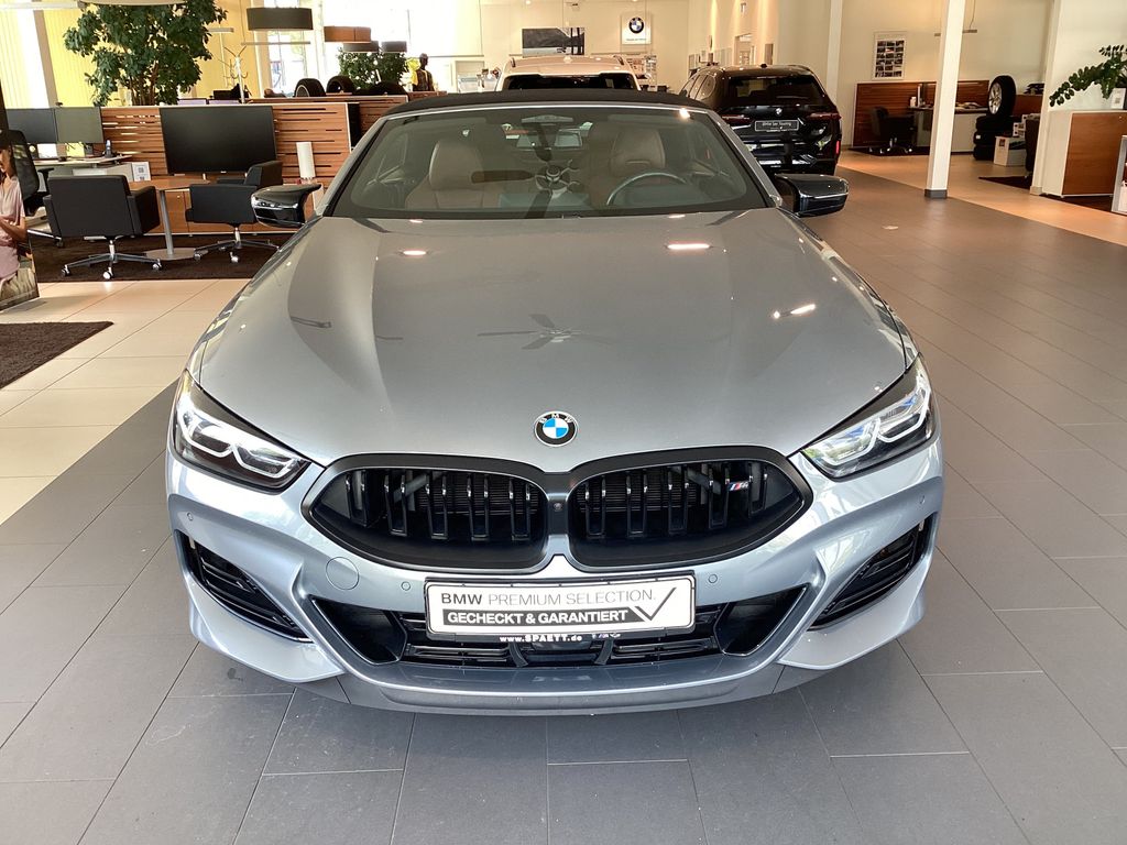 BMW M850 2022