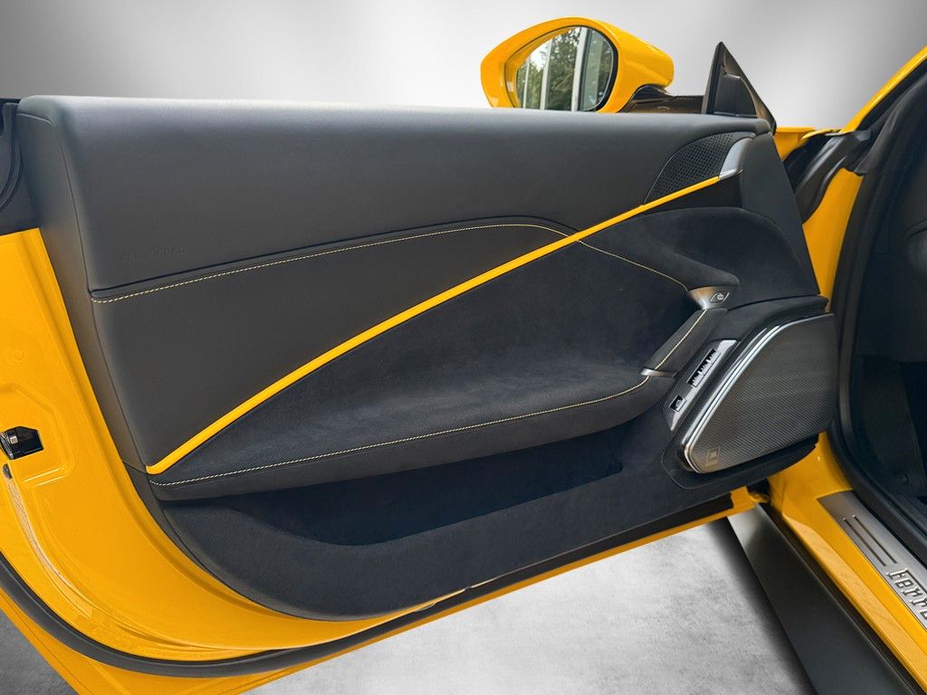 Ferrari Roma 2024