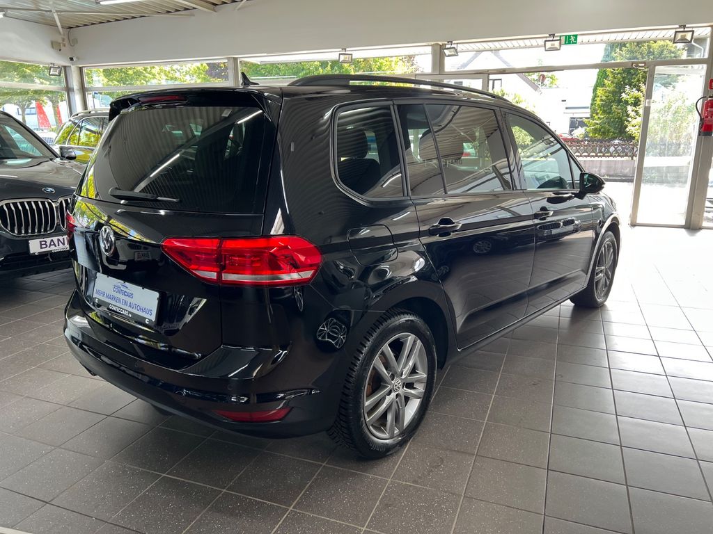 Volkswagen Touran 2021