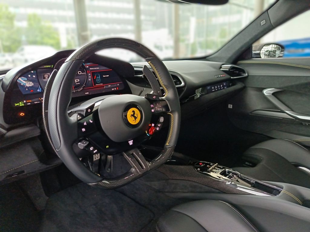 Ferrari 296 GTB 2025