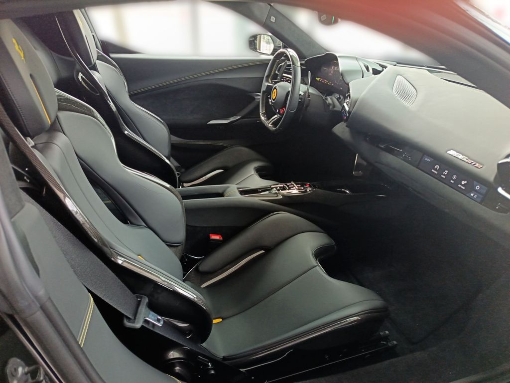 Ferrari 296 GTB 2025