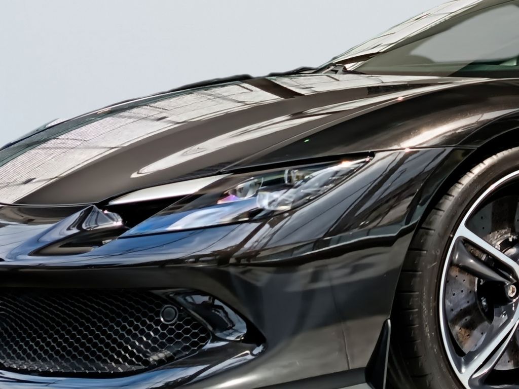 Ferrari 296 GTB 2025