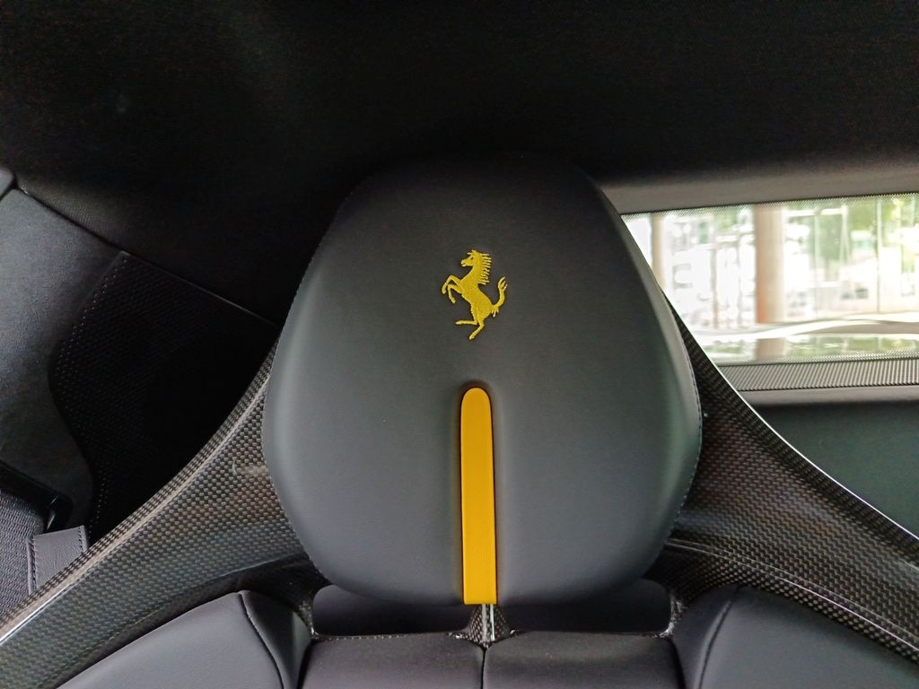 Ferrari 296 GTB 2025