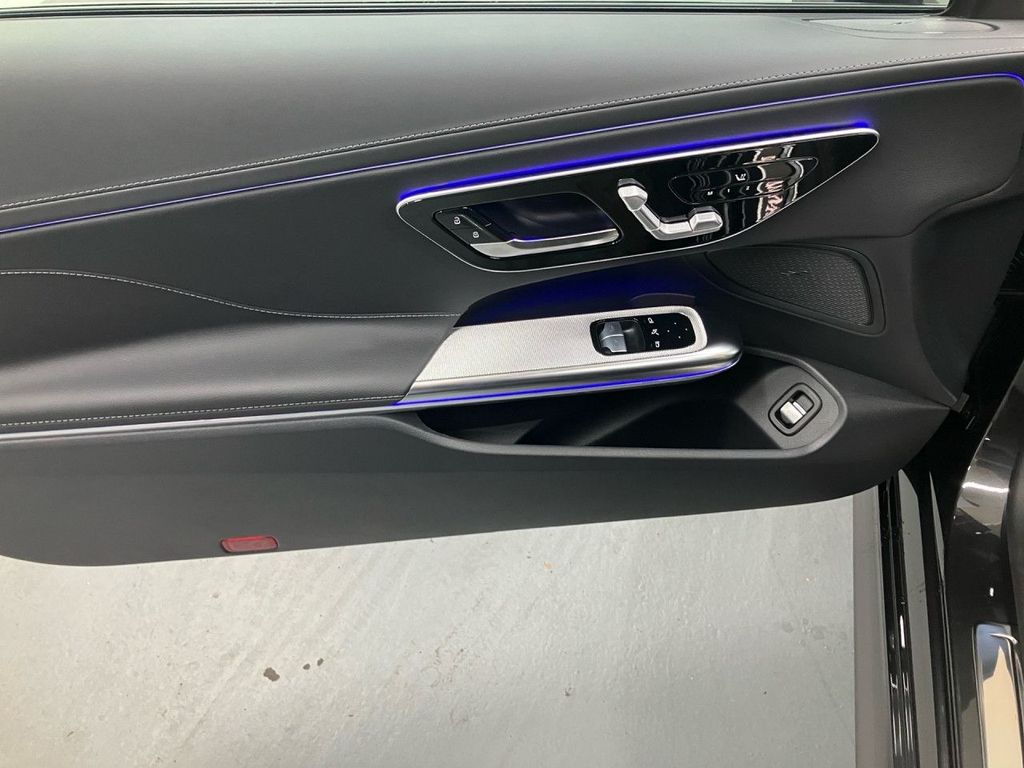 Mercedes-Benz CLE 200 2024