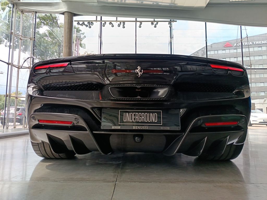 Ferrari 296 GTB 2025