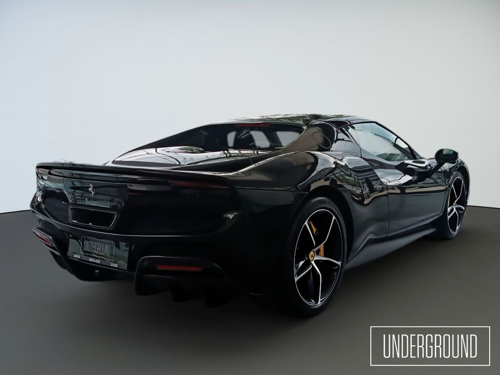 Ferrari 296 GTB 2025