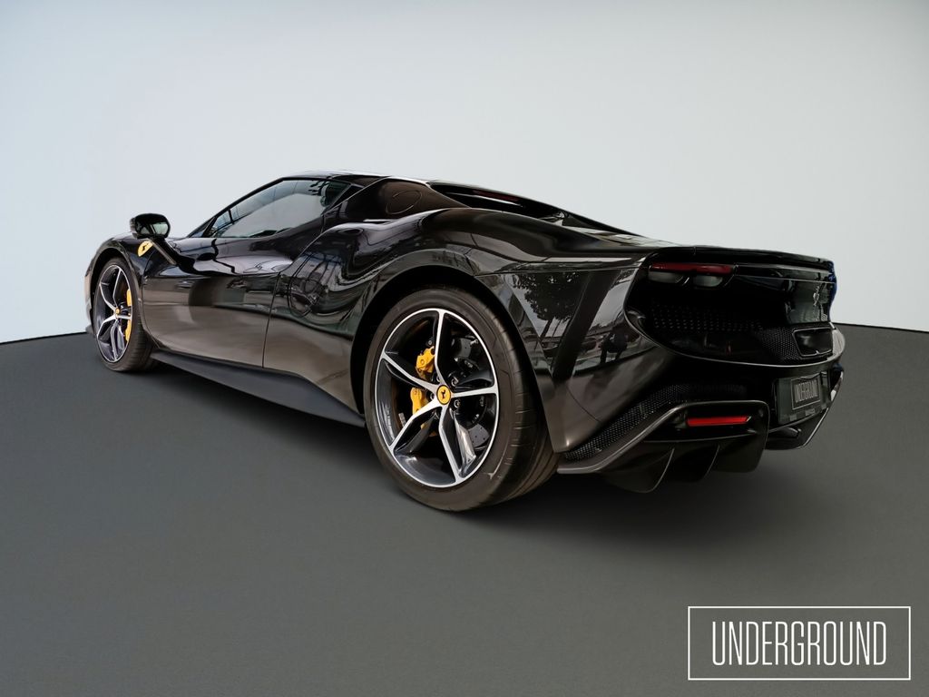 Ferrari 296 GTB 2025