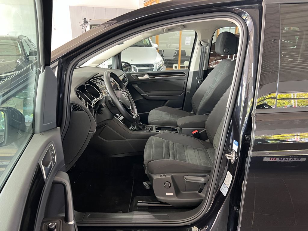 Volkswagen Touran 2021