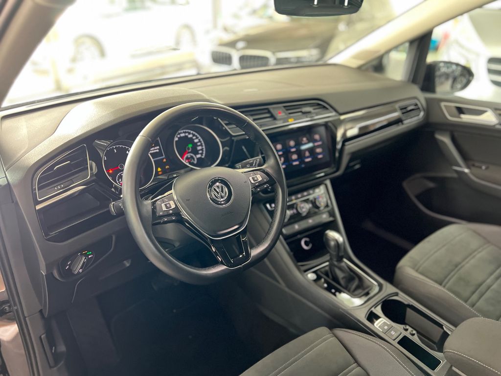 Volkswagen Touran 2021