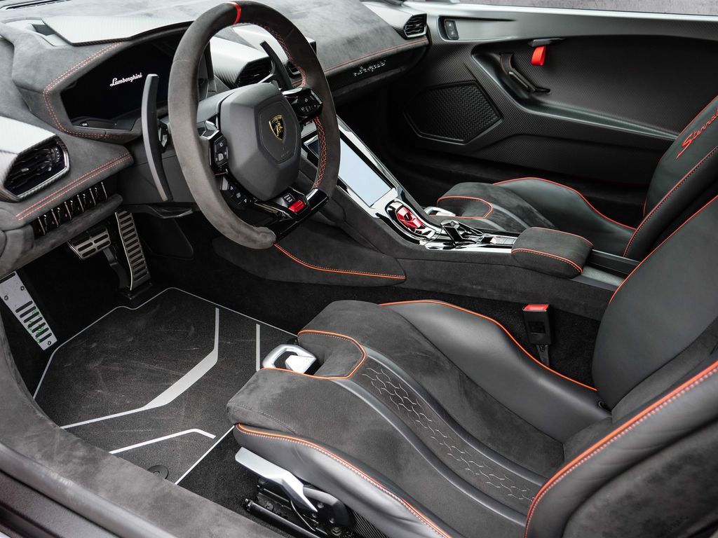 Lamborghini Huracán 2023