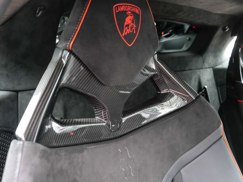 Lamborghini Huracán 2023