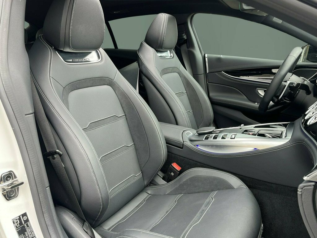 Mercedes-Benz AMG GT 2024