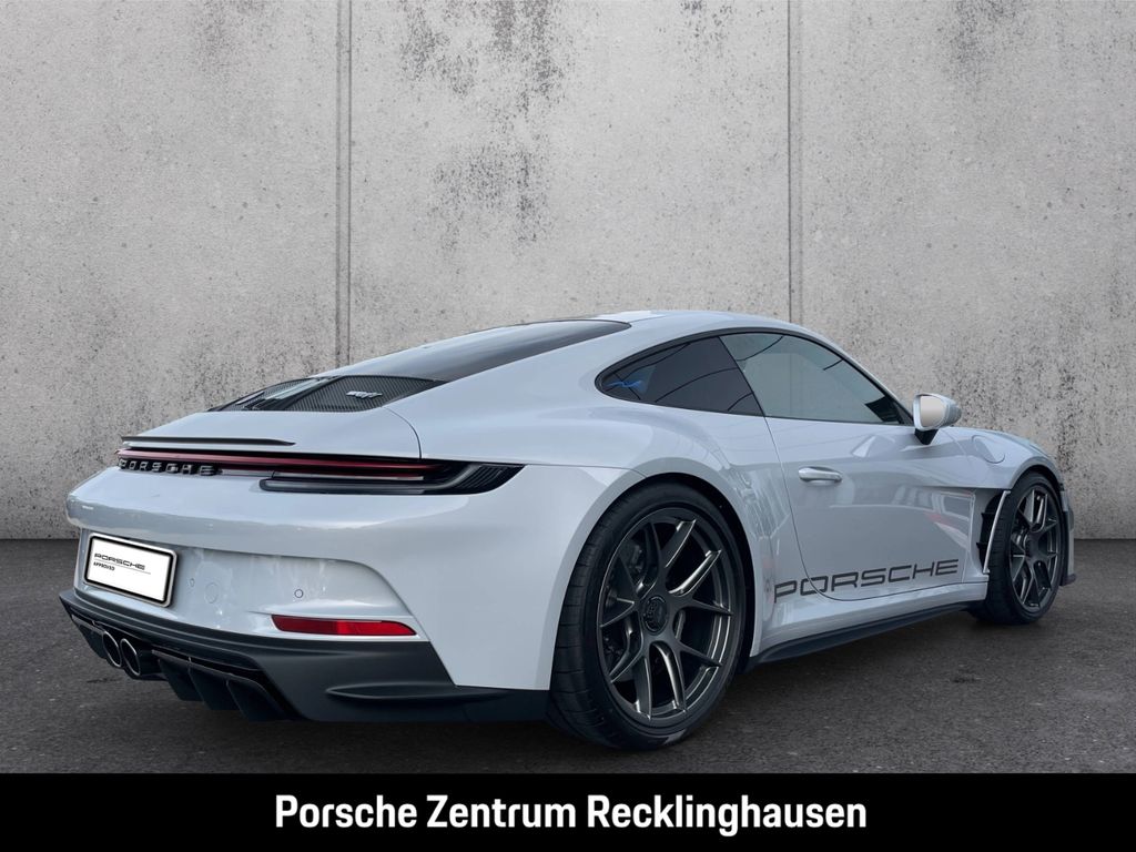 Porsche 992 2025