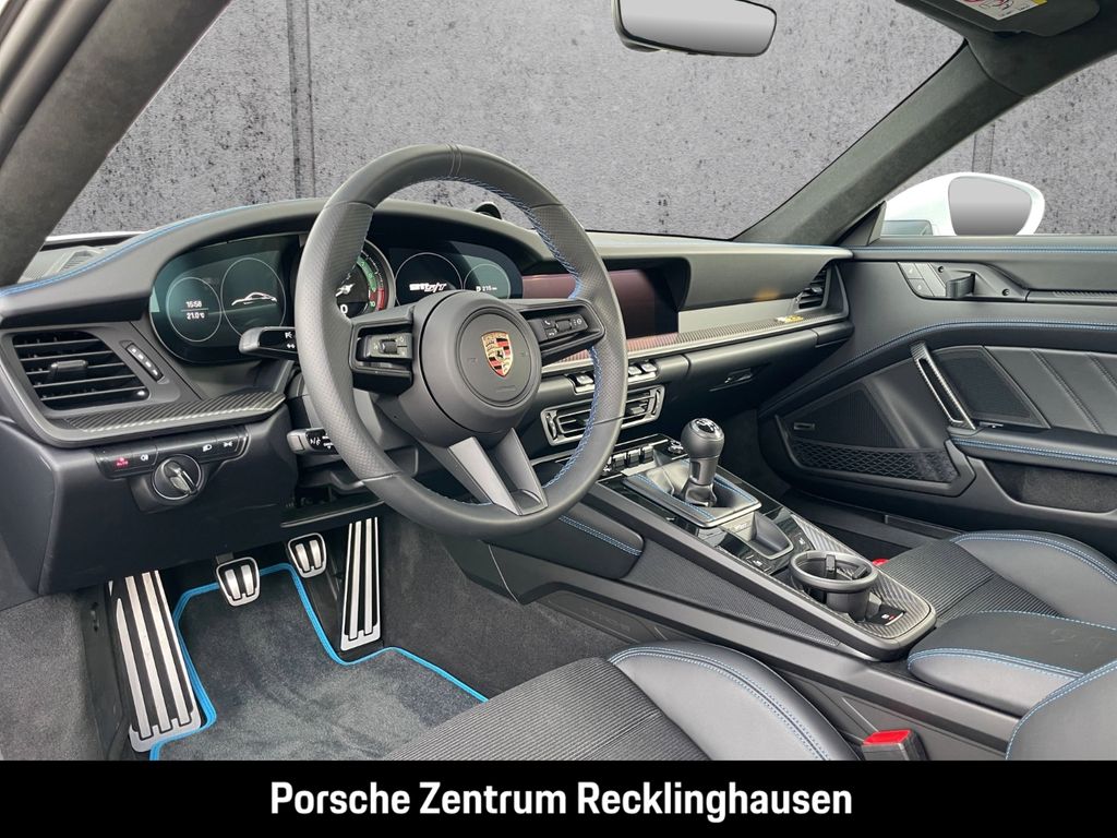 Porsche 992 2025