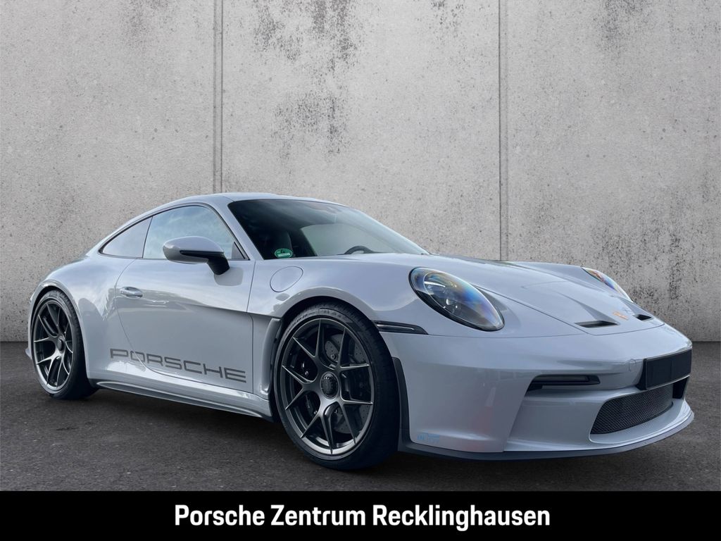 Porsche 992 2025