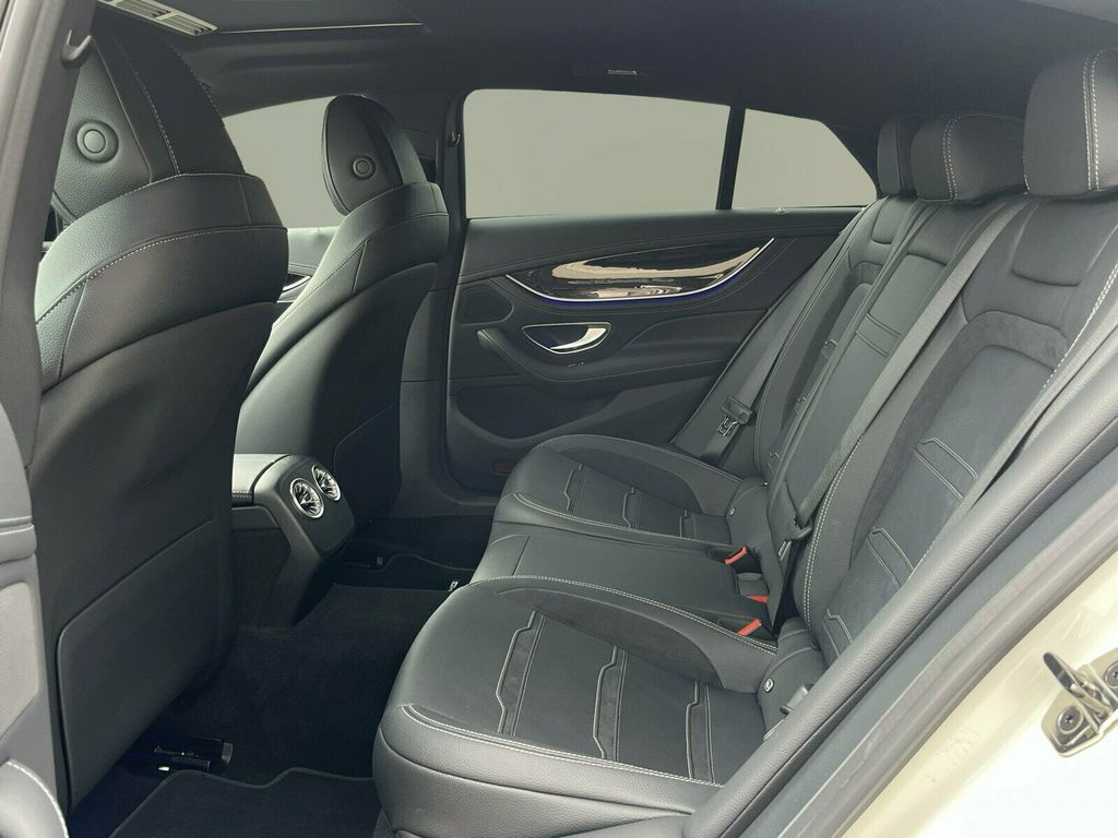 Mercedes-Benz AMG GT 2024