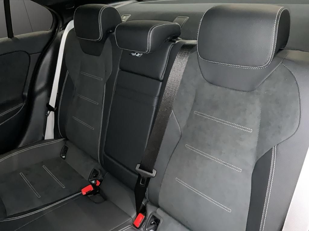 Mercedes-Benz A 250 2025
