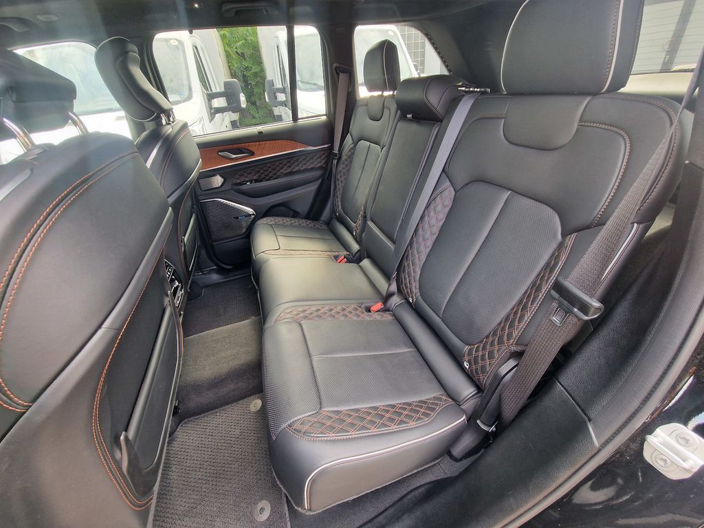 Jeep Grand Cherokee 2024