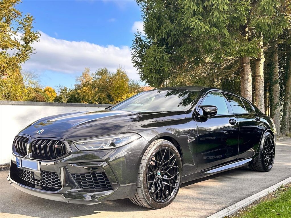 BMW M8 2023