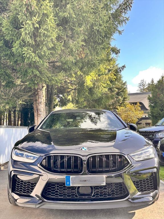 BMW M8 2023