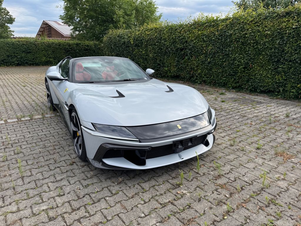 Ferrari 12Cilindri 2025