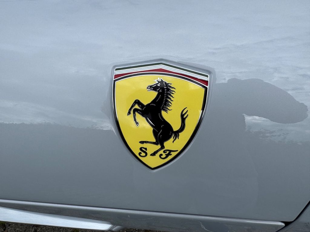 Ferrari 12Cilindri 2025