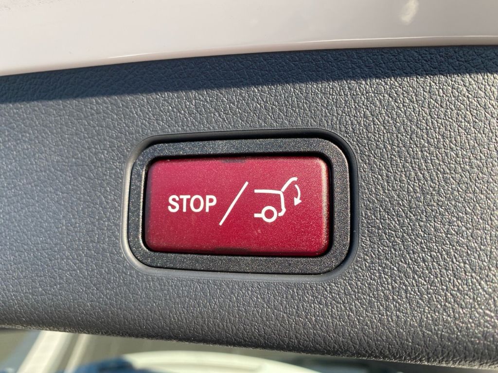 Mercedes-Benz GLC 300 2025