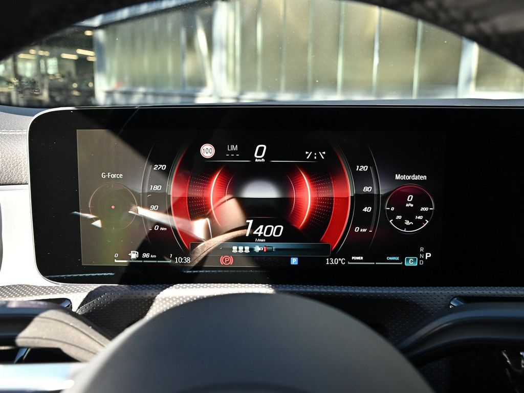 Mercedes-Benz CLA 200 Shooting Brake 2025