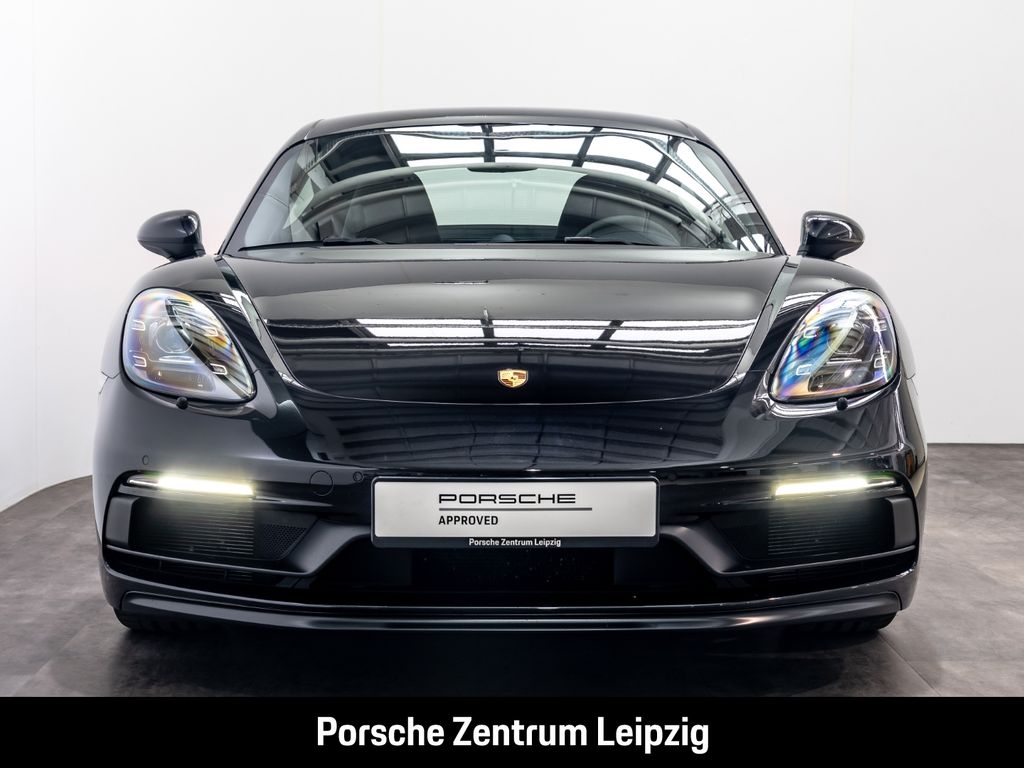 Porsche Cayman 2024