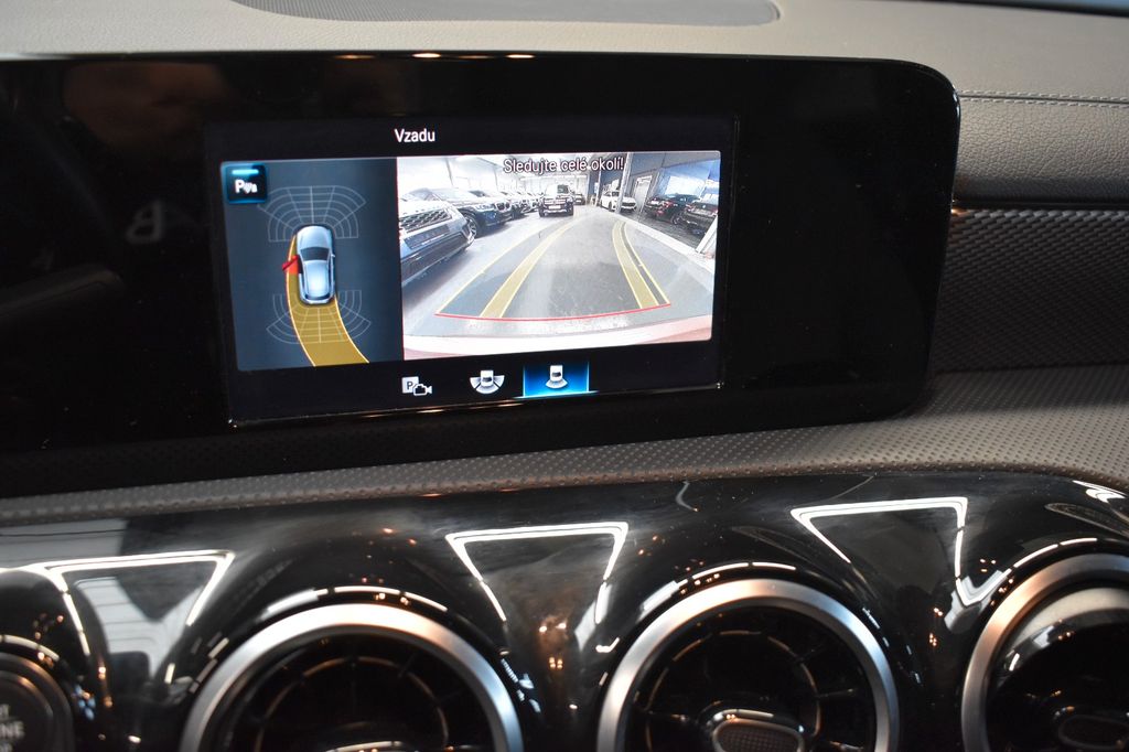 Mercedes-Benz A 220 2022