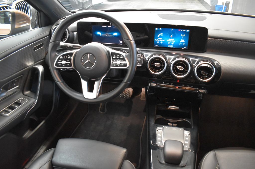 Mercedes-Benz A 220 2022