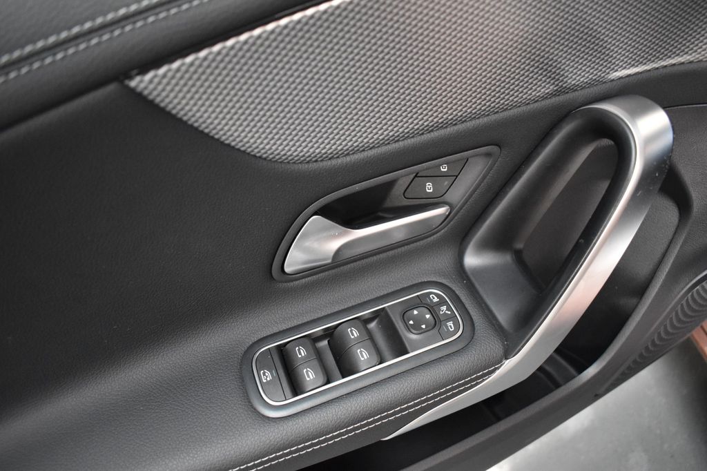 Mercedes-Benz A 220 2022