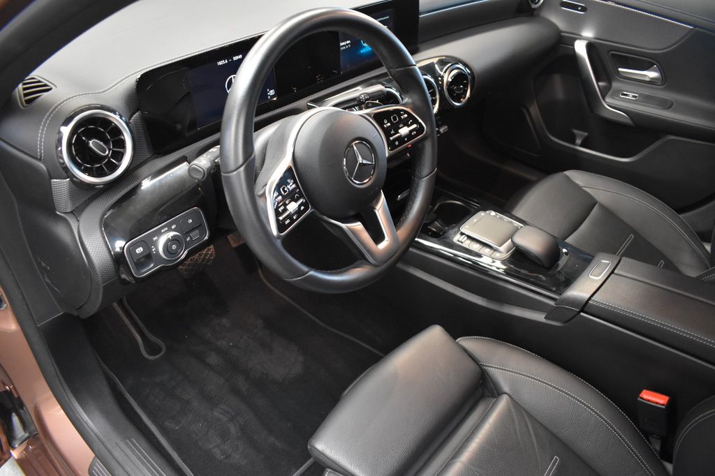 Mercedes-Benz A 220 2022