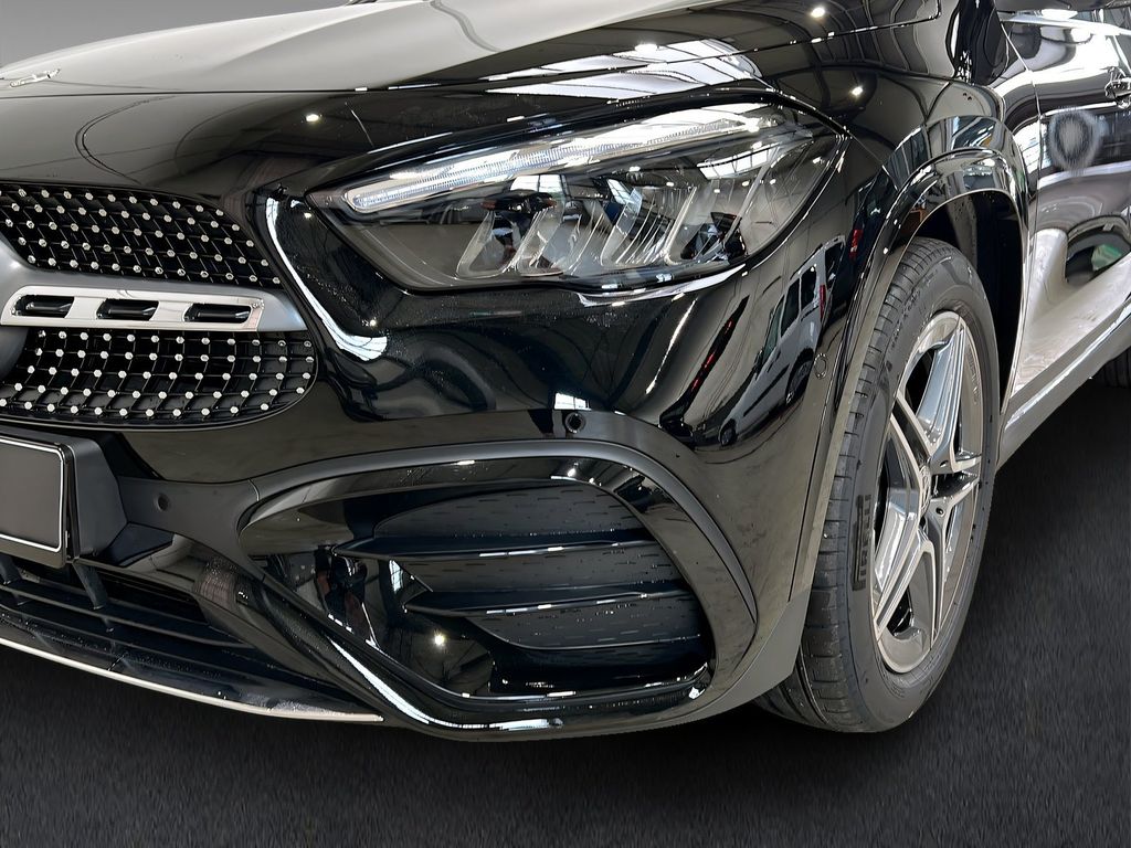 Mercedes-Benz GLA 200 2025