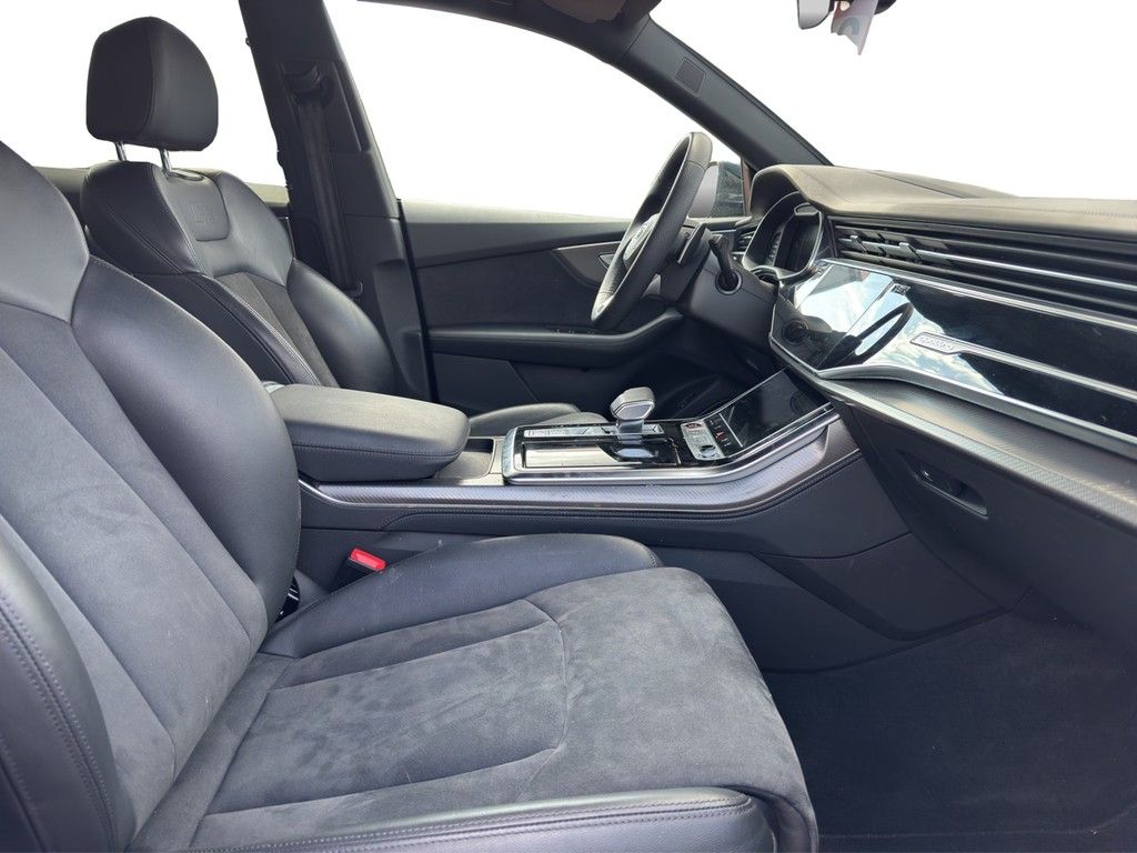 Audi RSQ8 2023