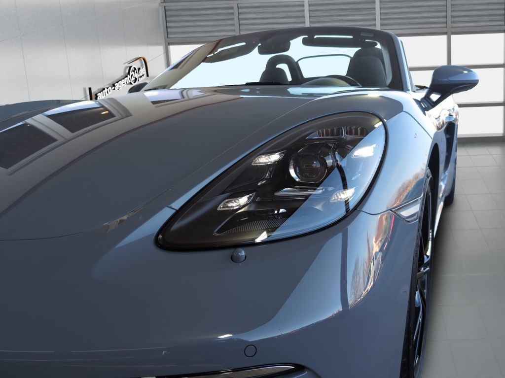 Porsche Boxster 2024
