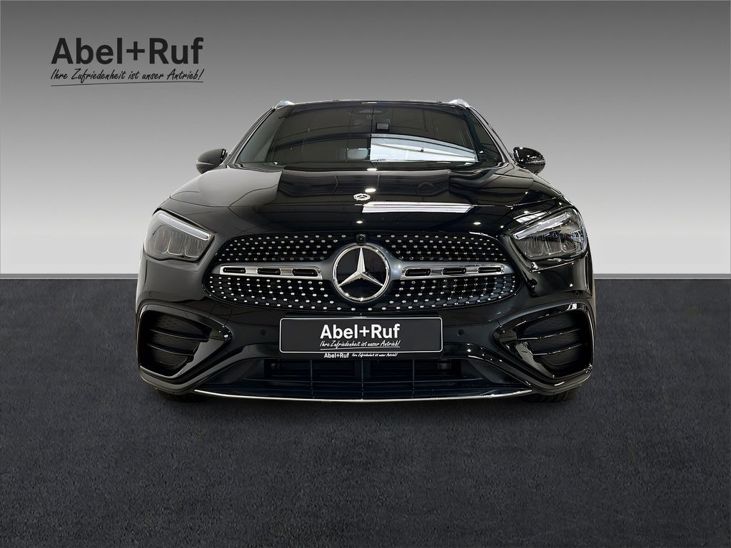 Mercedes-Benz GLA 200 2025