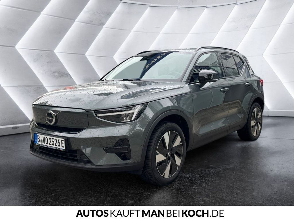 Volvo XC40 2025