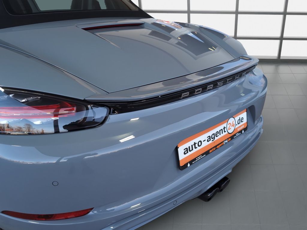 Porsche Boxster 2024